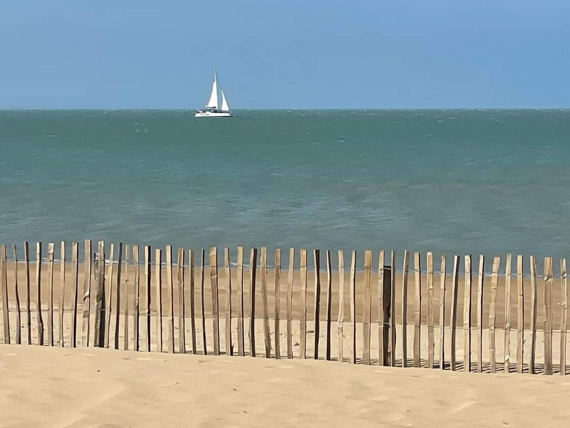 Loft 4 Pers Centre Chatelaillon-Plage, A Deux Pas De La Mer Et Du Casino, Wi-Fi Inclus - Fr-1-706-26 Luaran gambar